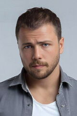 Tolga Sarıtaş