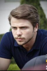 Tolga Sarıtaş