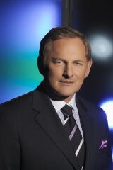 Victor Garber