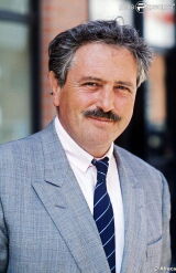 Victor Lanoux