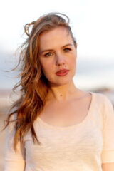 Victoria Thaine