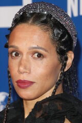 Vinette Robinson