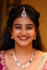 Yashna Muthuluri