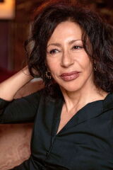 Yasmina Reza