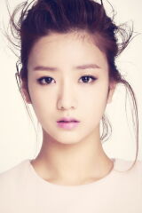 Yoon Bo-mi