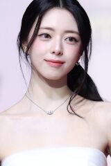 YUNA