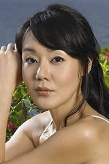 Yunjin Kim