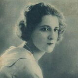 Yvette Andréyor
