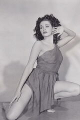Yvonne De Carlo