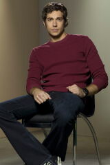 Zachary Levi