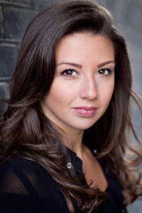 Zizi Strallen