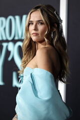 Zoey Deutch