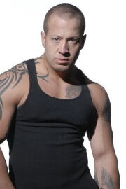 Aaron Saxton