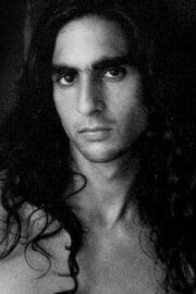 Antonio Flores