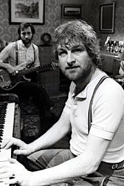 Chas Hodges
