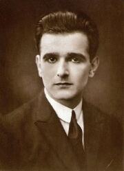 Ernst Winar