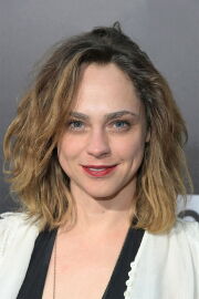 Fiona Dourif