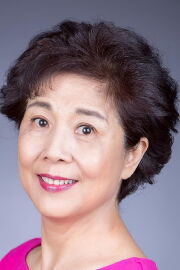 Gloria Ho