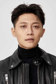 Hou Xuelong