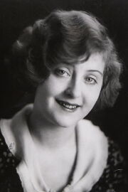 Iris Arlan
