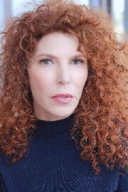 Jayne Hamil