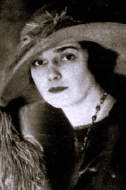 Julia Hoyt