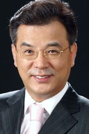 Kang Seok-woo