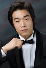 Lee Hwan