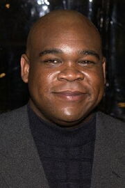 Leonard Earl Howze
