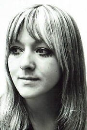 Lesley Daine