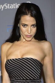 Leslie Bega