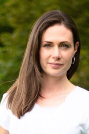 Lindsey Chapman