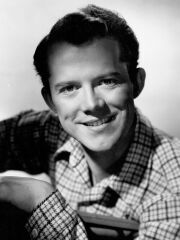 Lon McCallister
