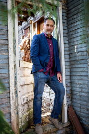 Mark D Valenti
