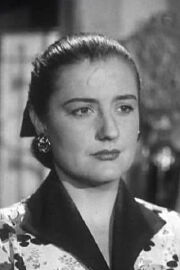 Nelly Mazloum
