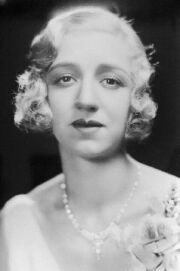 Nina Olivette