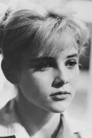 Sue Lyon