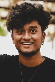 Uvais Khan