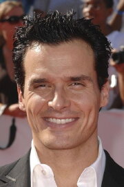 Antonio Sabàto Jr.