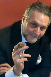 Carlos Gil