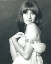 Évelyne