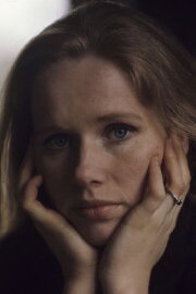 Liv Ullmann