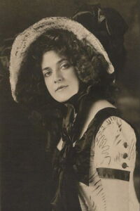 Annabelle Moore