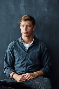 Carlos Sanson Jr.