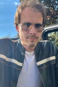 Charls Carroll