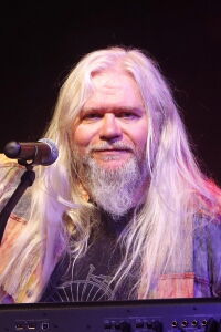 Clive Nolan