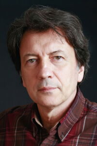İsmet Üstekin