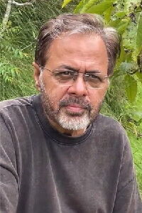 Dadhi Pandey