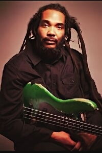 Darryl Jenifer