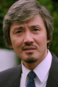 Dean Shek Tin
